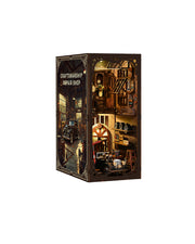 LED Garage Book Nook Kit – Wooden Diorama
