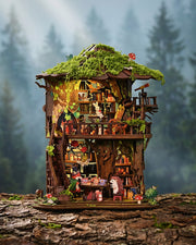 Forest Tea Book Club - LED Treehouse Bookshelf Insert with Fairy Tale Diorama