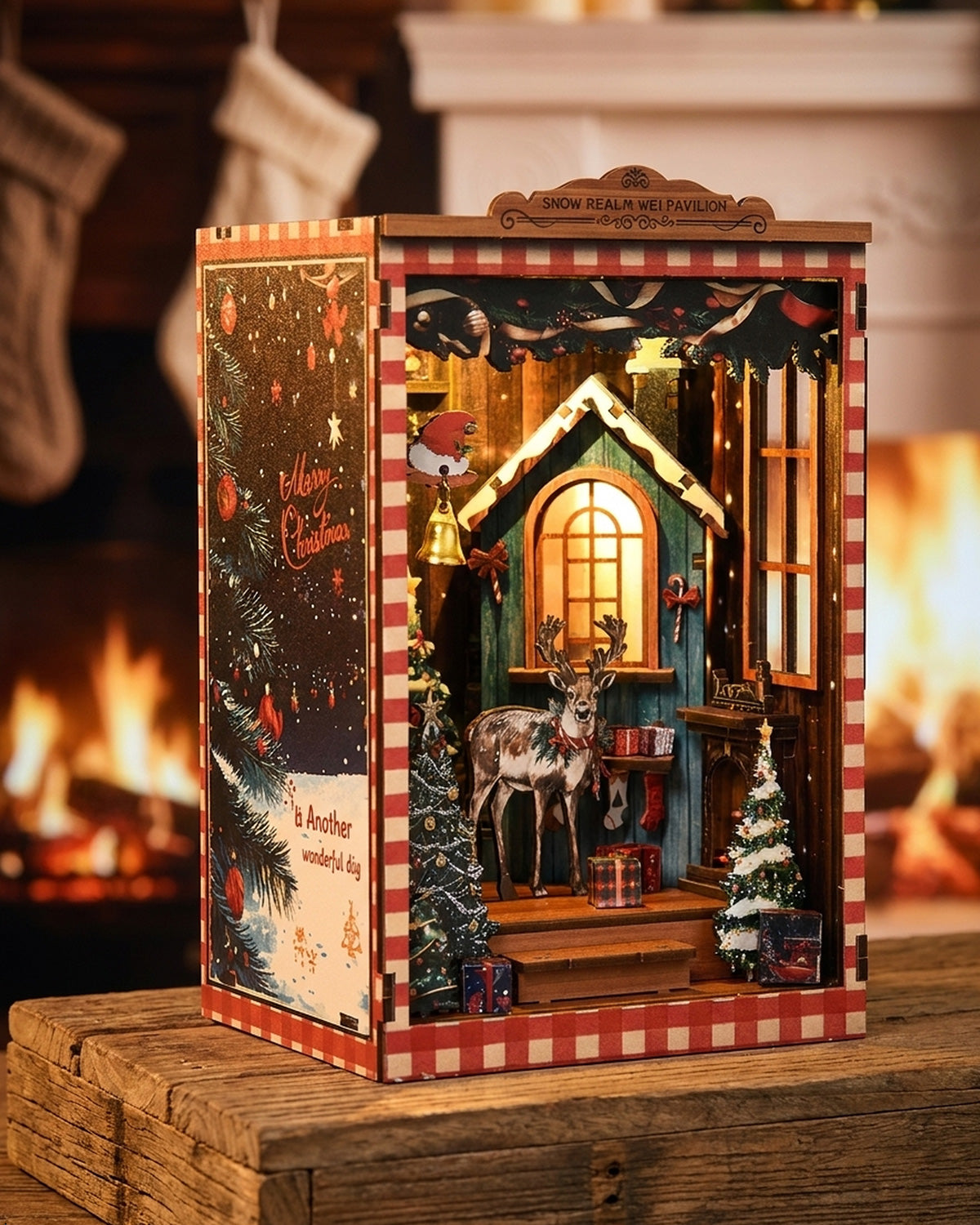 Snow Realm Wei Pavilion – LED Santa's Book Nook